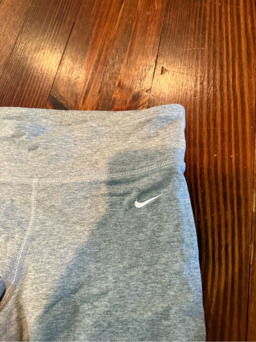Nike Gray short Capri Leggings with 'Just Do It' Print - Picture 3 of 5